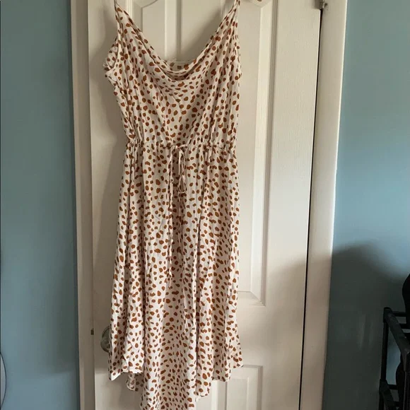 Flowy Belted Midi Dress - Picture 5 of 6